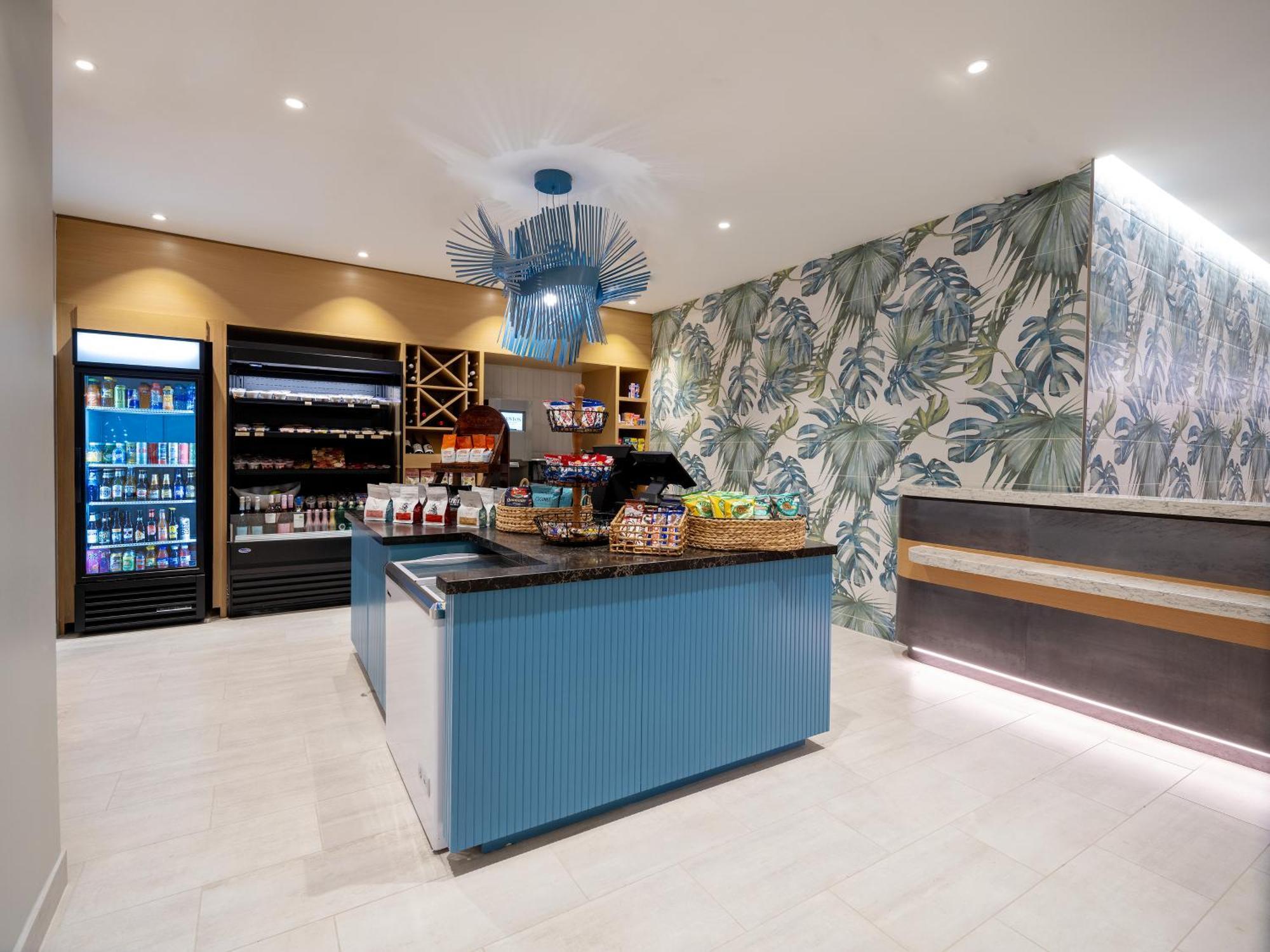 Hilton Garden Inn San Juan Condado Bagian luar foto