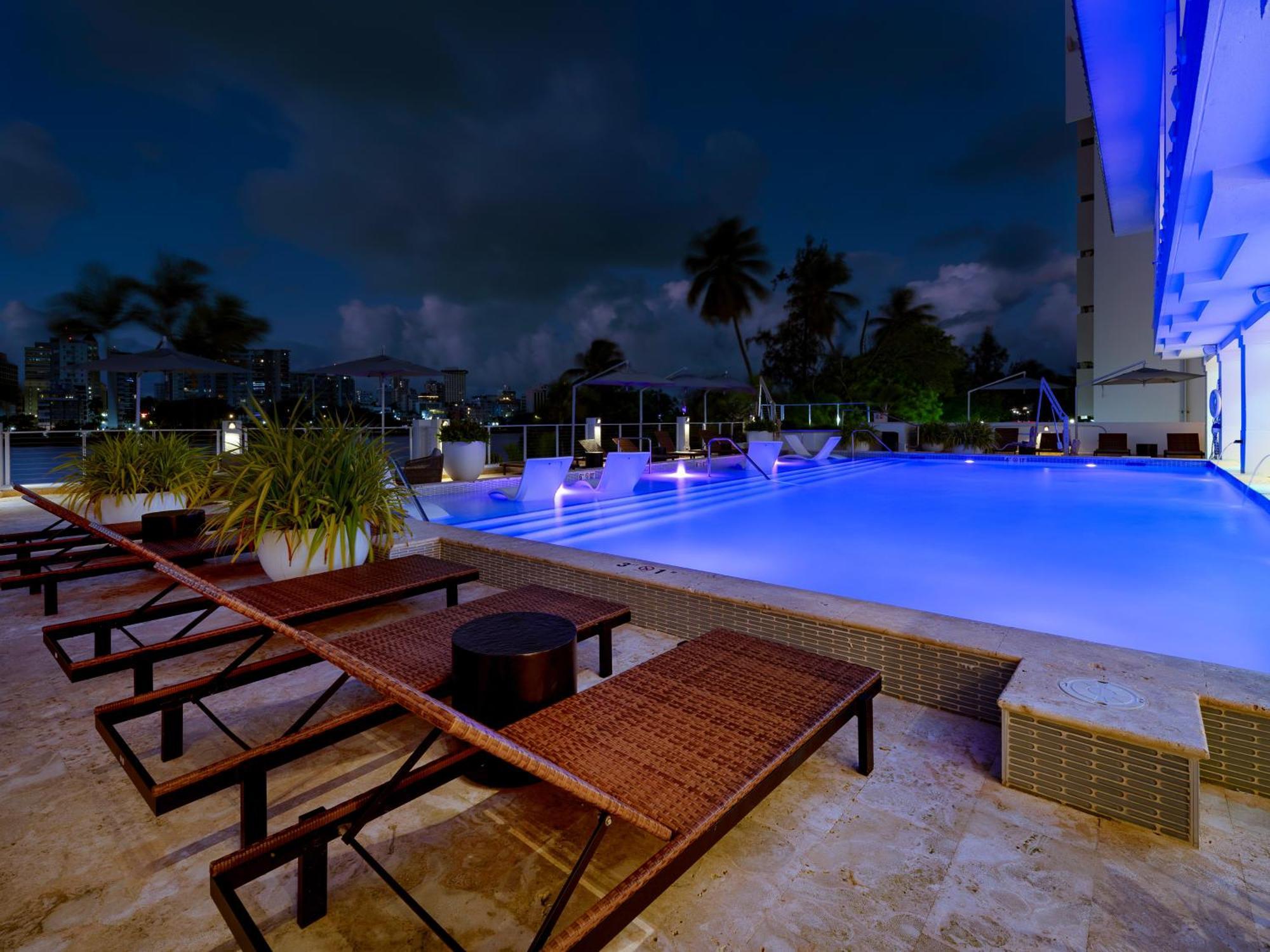 Hilton Garden Inn San Juan Condado Bagian luar foto