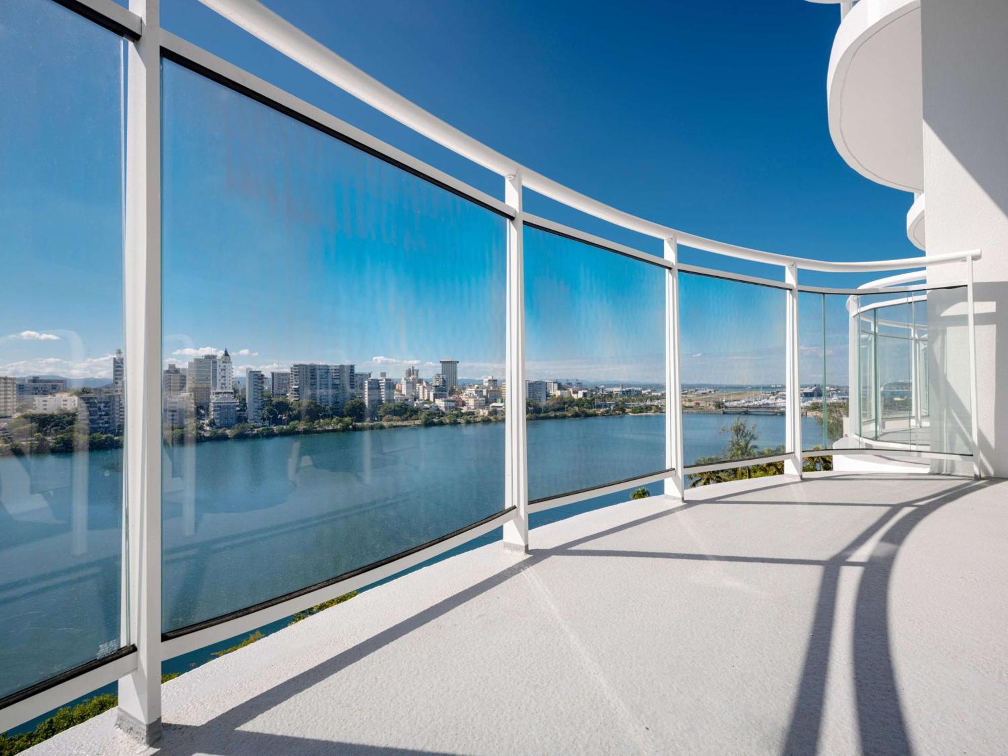 Hilton Garden Inn San Juan Condado Bagian luar foto